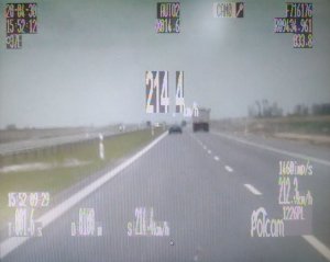 Pomiar prędkości wykonany przy użyciu wideorejestratora - 214 km/h